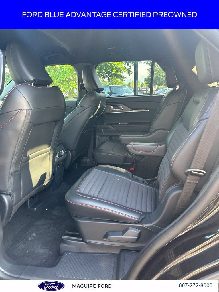 Certified 2025 Ford Explorer ST-Line AWD/4WD image 10