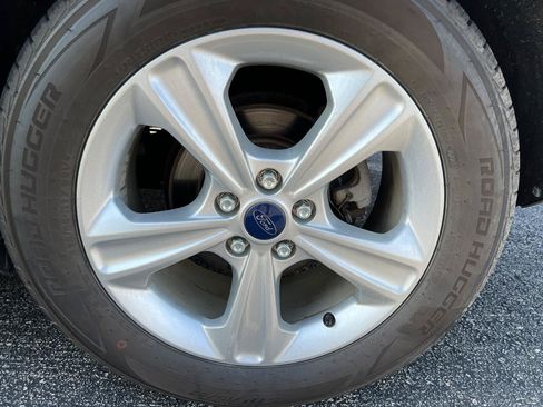Used 2014 Ford Escape SE w/ Equipment Group 201A FWD image 13