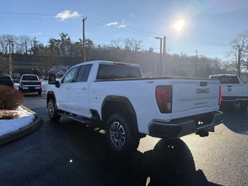 Certified 2023 GMC Sierra 2500 SLE w/ SLE Value Package; image 8