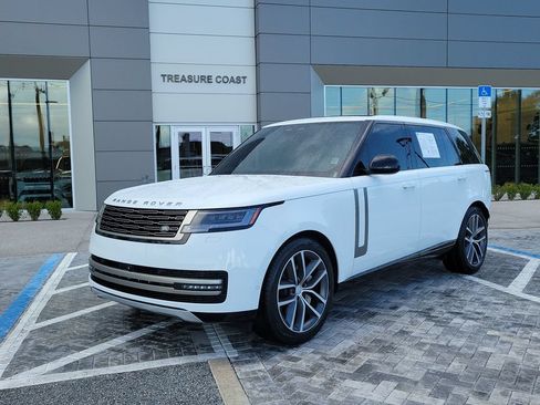 Certified 2025 Land Rover Range Rover Long Wheelbase SE AWD/4WD image 1