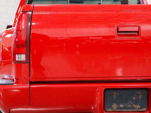 Used 1988 Chevrolet Silverado 1500 2WD Regular Cab image 27