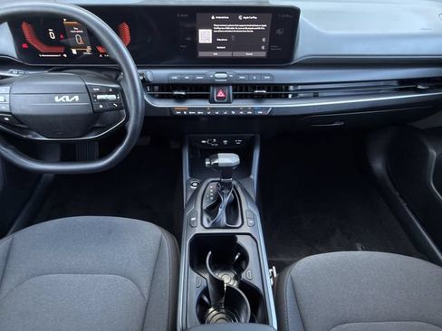Used 2025 Kia K4 FWD image 16