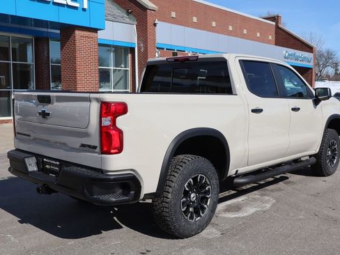 New 2026 Chevrolet Silverado 1500 ZR2 w/ LPO, Dark Essentials Package image 38