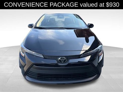 Used 2025 Toyota Corolla LE w/ Convenience Package FWD image 2