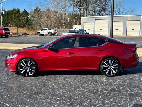 Used 2021 Nissan Altima 2.5 SR image 23
