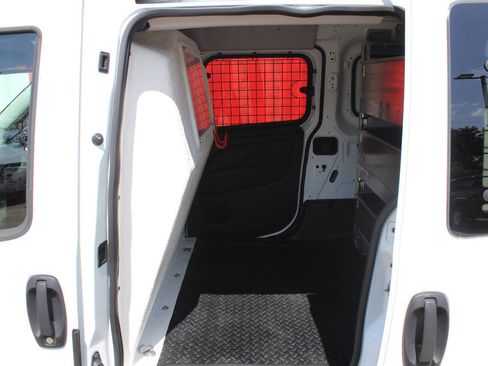 Used 2020 RAM ProMaster City Tradesman image 21