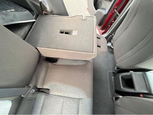 Used 2024 Chevrolet Trax LS w/ LS Convenience Package FWD image 8