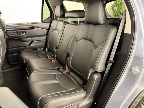 Used 2023 Honda Pilot Touring image 33