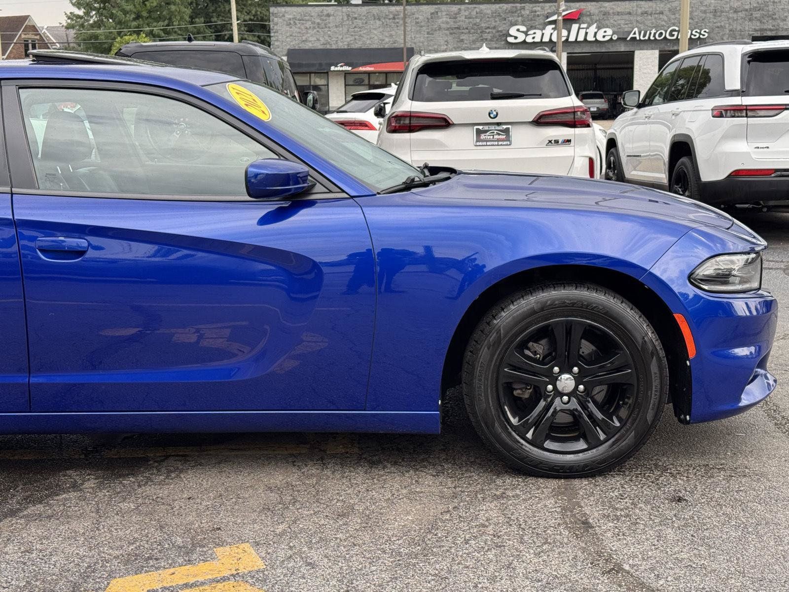 Used 2021 Dodge Charger SXT w/ Leather Interior Group RWD image 14