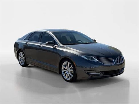 Used 2016 Lincoln MKZ Hybrid image 12