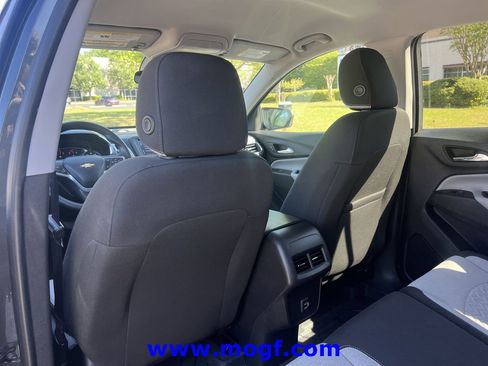 Used 2023 Chevrolet Equinox LT w/ LPO, Floor Liner Package FWD image 22