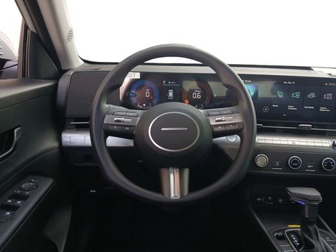 New 2026 Hyundai Kona SE FWD image 12