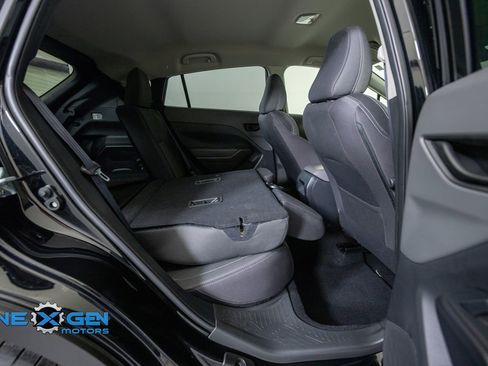 Used 2024 Subaru Crosstrek 2.0i AWD/4WD image 36