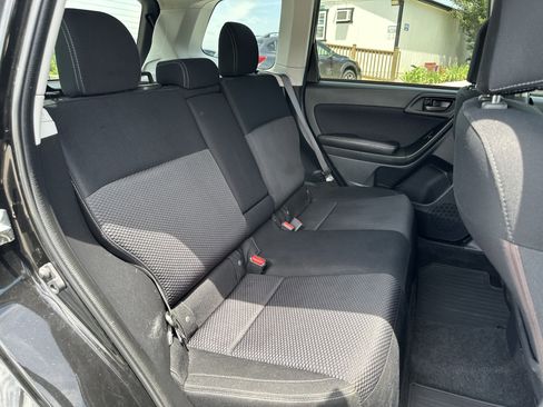 Used 2018 Subaru Forester 2.5i Premium AWD/4WD image 11