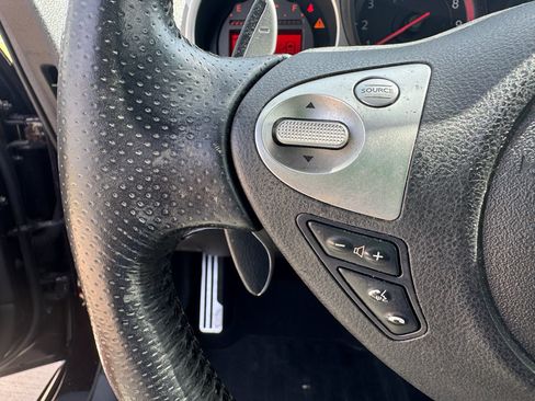 Used 2014 Nissan 370Z Touring RWD image 11