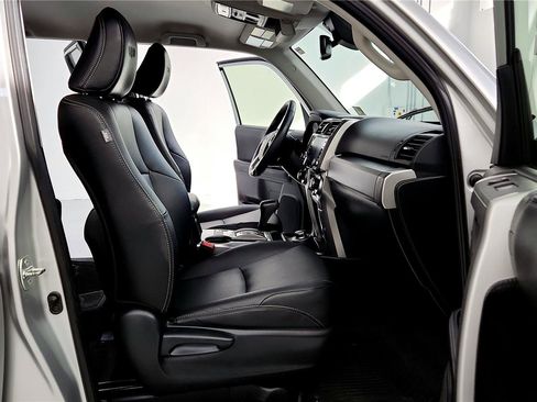 Certified 2022 Toyota 4Runner TRD Sport image 15