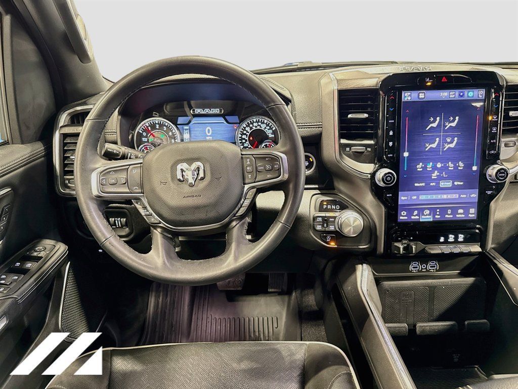 Used 2025 RAM 1500 Laramie AWD/4WD image 25