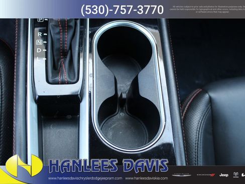Used 2024 Nissan Altima 2.5 SR FWD image 18