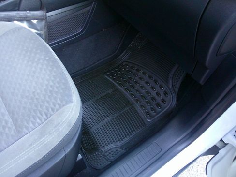 Used 2020 Ford Escape SE FWD image 47