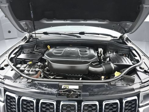Used 2017 Jeep Grand Cherokee Limited AWD/4WD image 51