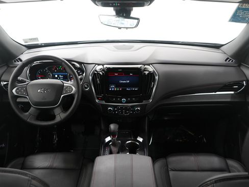 Used 2024 Chevrolet Traverse RS image 15
