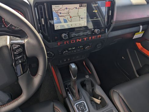 New 2026 Nissan Frontier PRO-4X image 11