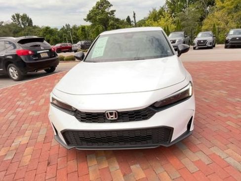 Certified 2025 Honda Civic Sport image 4