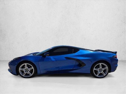Used 2021 Chevrolet Corvette Stingray Preferred Cpe w/ Battery Protection Package RWD image 9