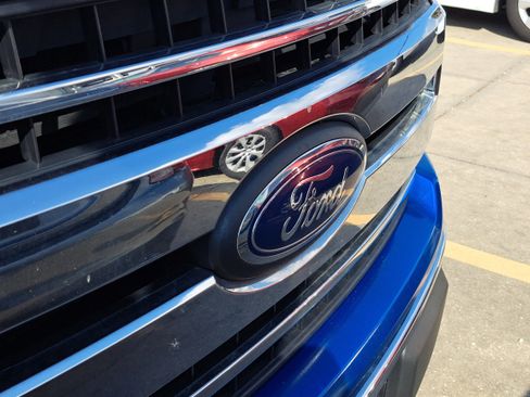 Used 2019 Ford F150 XLT image 9