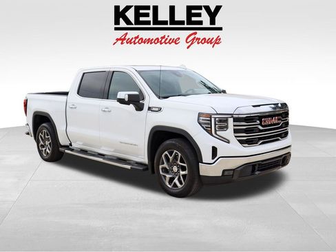 Used 2023 GMC Sierra 1500 SLT w/ SLT Convenience Package RWD image 1