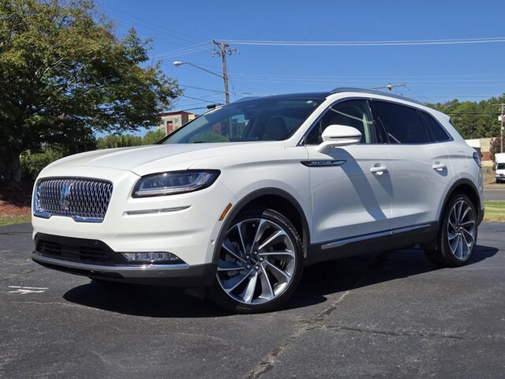 Used 2022 Lincoln Nautilus Reserve w/ Equipment Group 202A AWD/4WD image 23