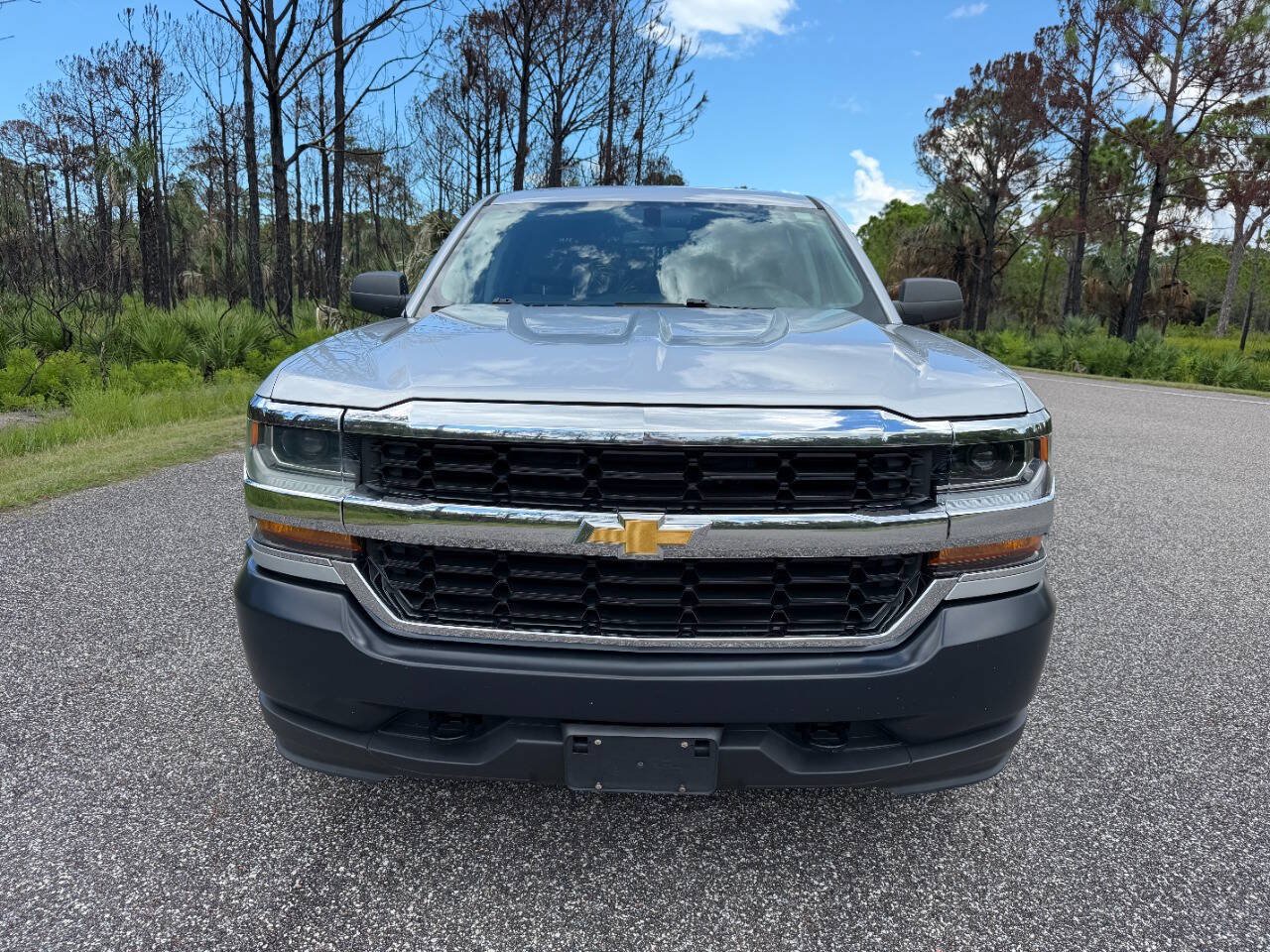 Used 2018 Chevrolet Silverado 1500 W/T w/ Special Service Package AWD/4WD image 10
