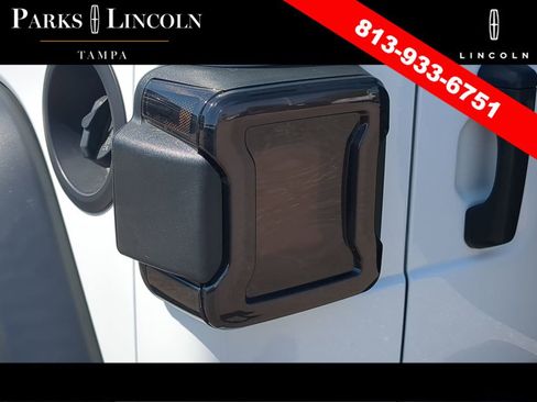 Used 2024 Jeep Wrangler Sport S image 7