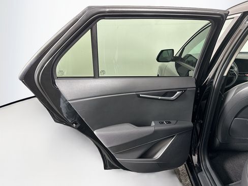 Used 2024 Kia Niro Wind w/ Wind Preserve Package FWD image 25