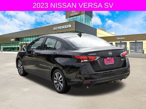 Used 2023 Nissan Versa SV image 7