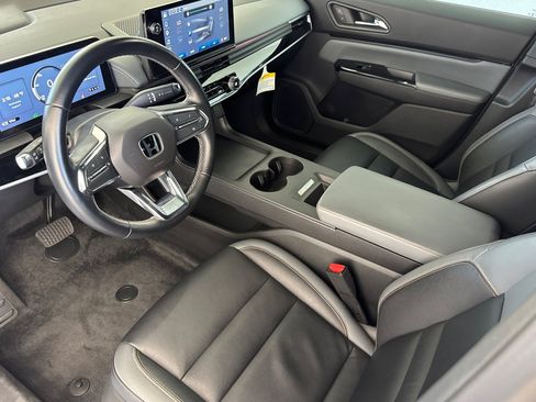 Used 2024 Honda Prologue Touring image 4