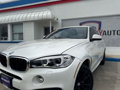 Used 2017 BMW X6 xDrive35i w/ M Sport Package image 3