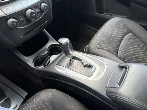 Used 2018 Dodge Journey SE w/ Popular Equipment Group FWD image 29