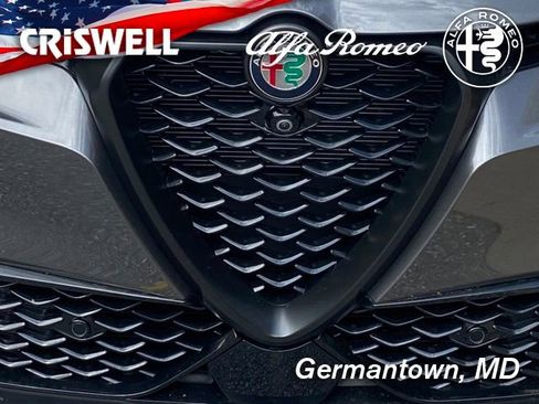 New 2024 Alfa Romeo Tonale Veloce image 11