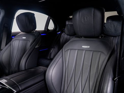 Used 2025 Mercedes-Benz S 63 AMG S w/ AMG Night Package image 3
