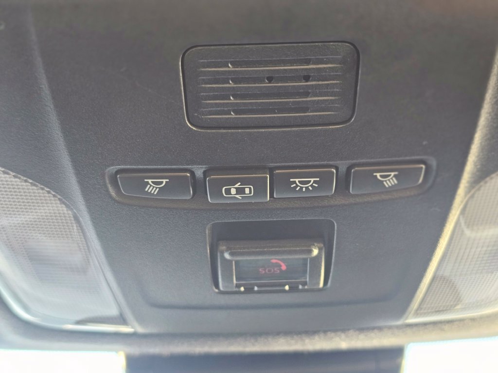 Used 2021 Toyota Corolla SE w/ Carpet Mat Package (TMS) FWD image 27
