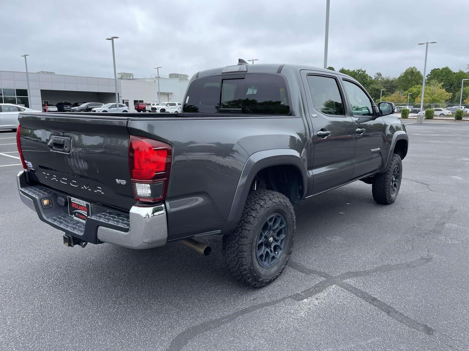 Used 2019 Toyota Tacoma SR5 RWD image 6