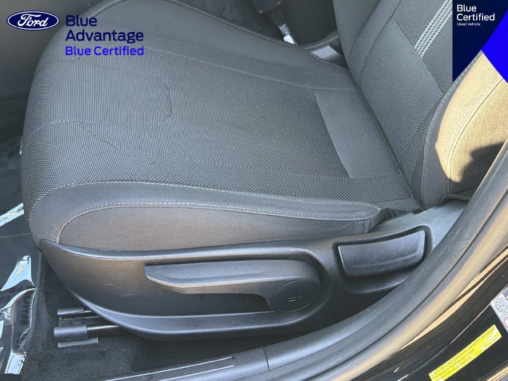 Used 2021 Hyundai Elantra SE FWD image 17
