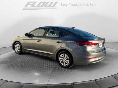 Used 2018 Hyundai Elantra SE w/ SE Connectivity Package 04 image 6