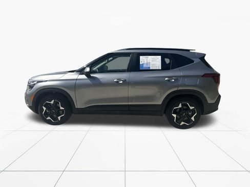 Used 2024 Kia Seltos EX AWD/4WD image 5