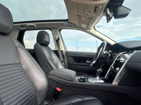 Used 2020 Land Rover Discovery Sport SE AWD/4WD image 28