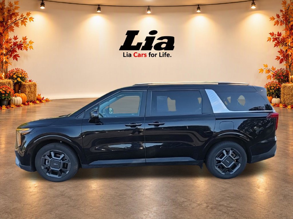 Used 2025 Kia Carnival EX FWD image 5