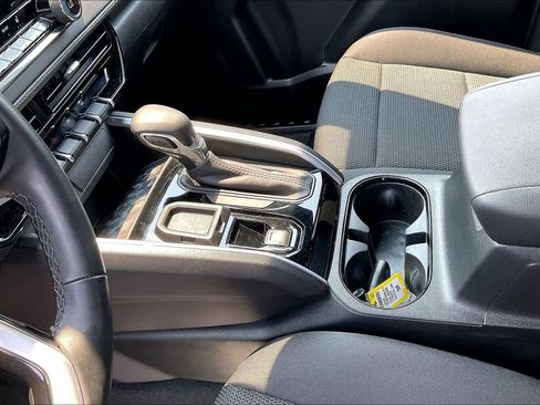 Used 2025 Chevrolet Colorado LT w/ Advanced Trailering Package RWD image 19