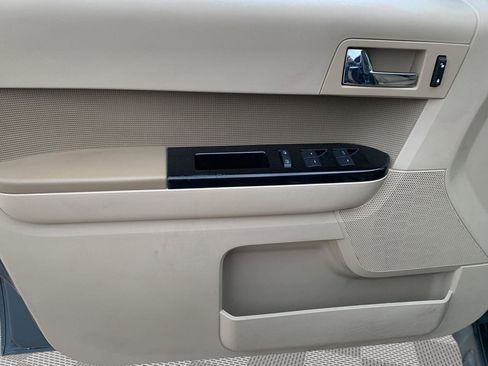 Used 2012 Ford Escape Limited image 17