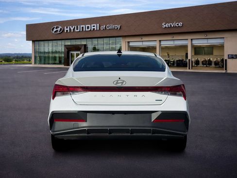 New 2026 Hyundai Elantra Hybrid FWD image 6